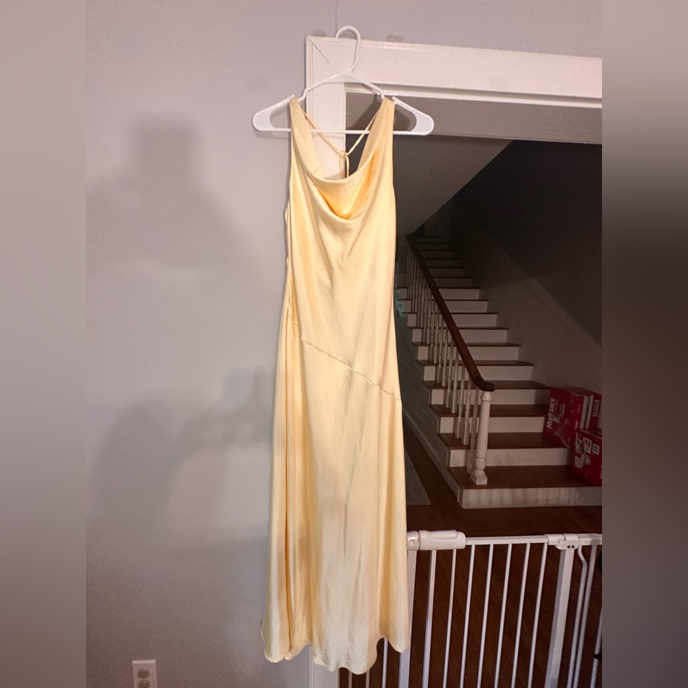Elegant Backless Cowl Slip Dress in Pale Yellow